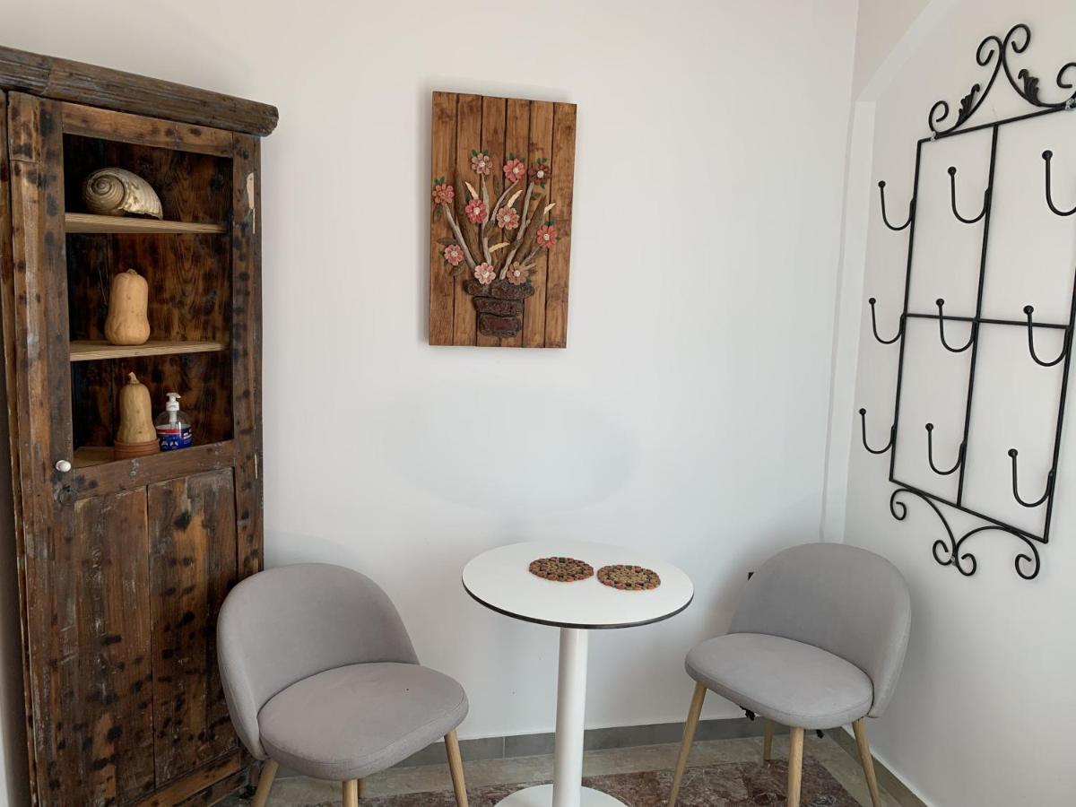 Condillia Central Apartment Spetses Town Exterior photo